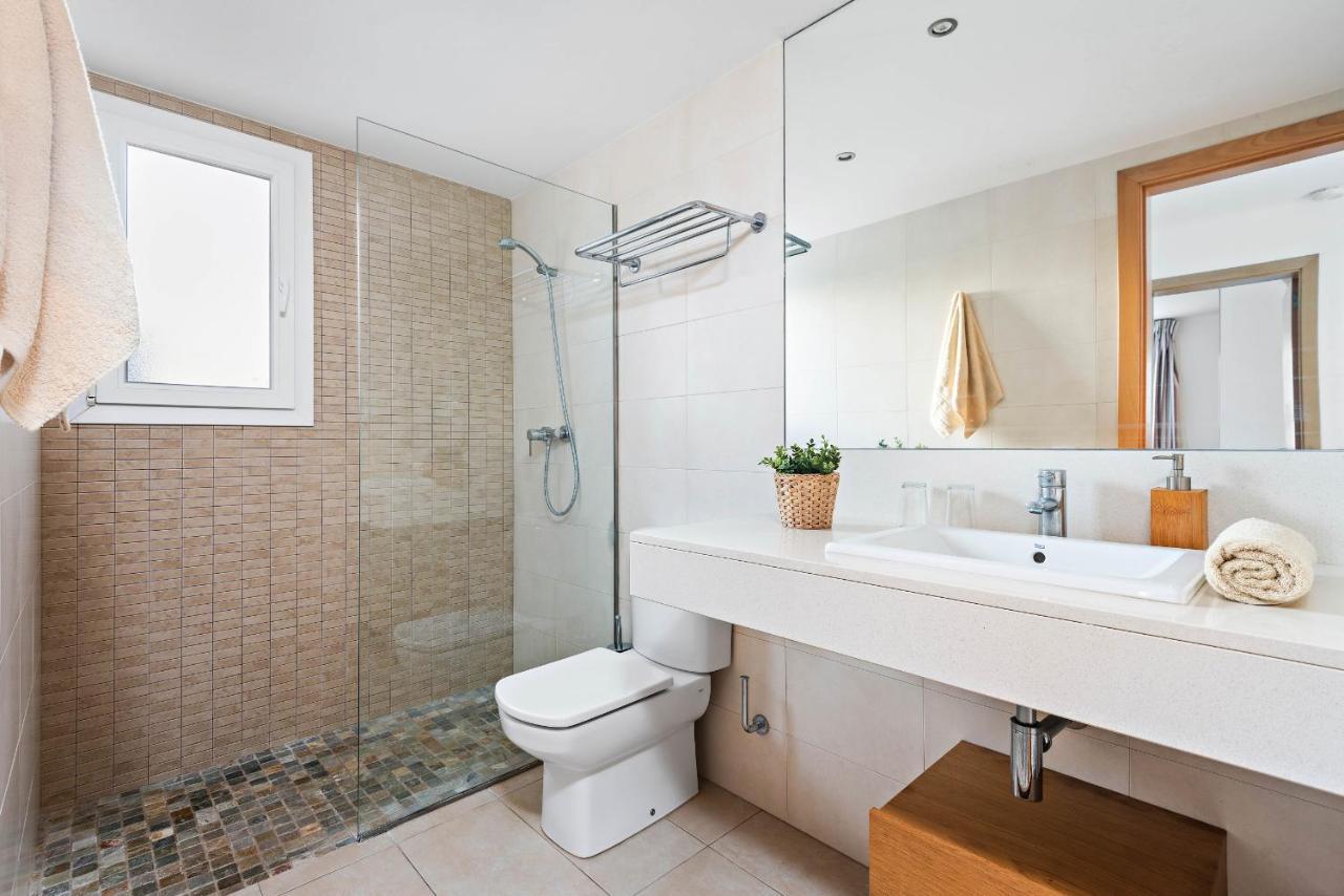 Villas Calan Bosch Mar كالا ان بوسش المظهر الخارجي الصورة